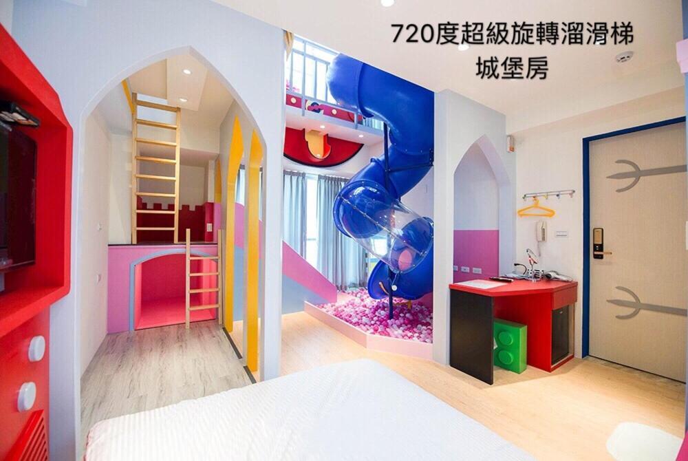 Fun Holiday Family Hostel Tainan Exterior foto